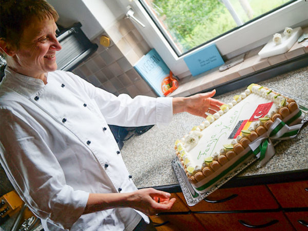 Ulrike Beet, Einzelkämpferin aus Riede